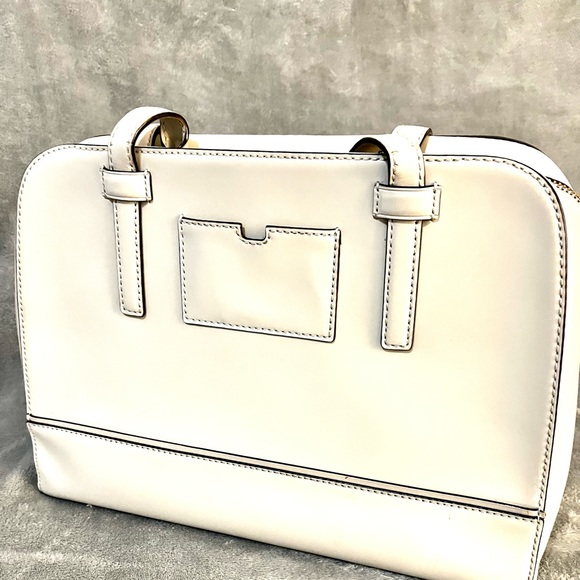 Nice bag - Picture 1 of 9